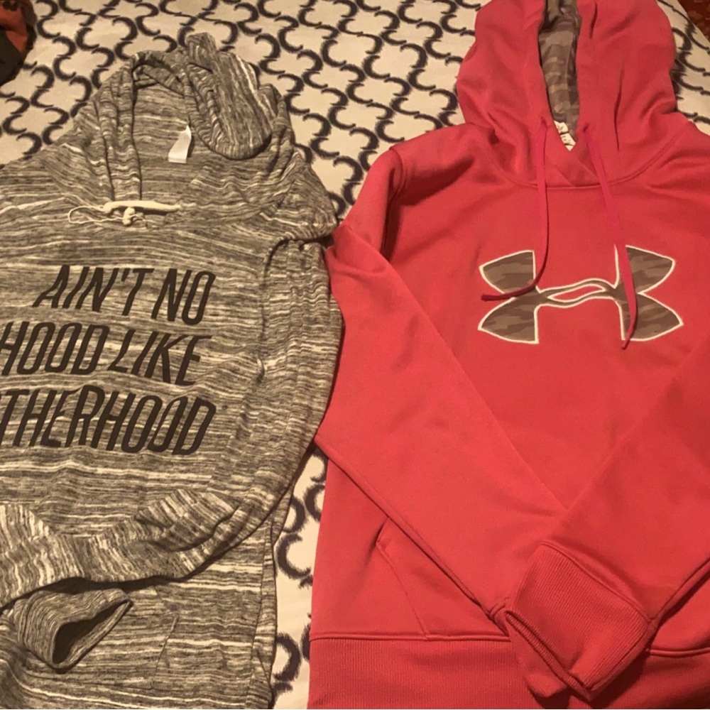 Women’s hoodies